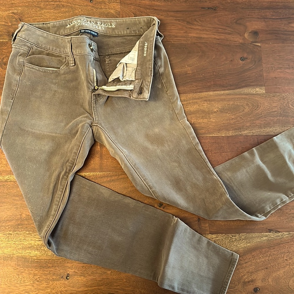 Brown size 0 AEO 360 degree super stretch legging NEW